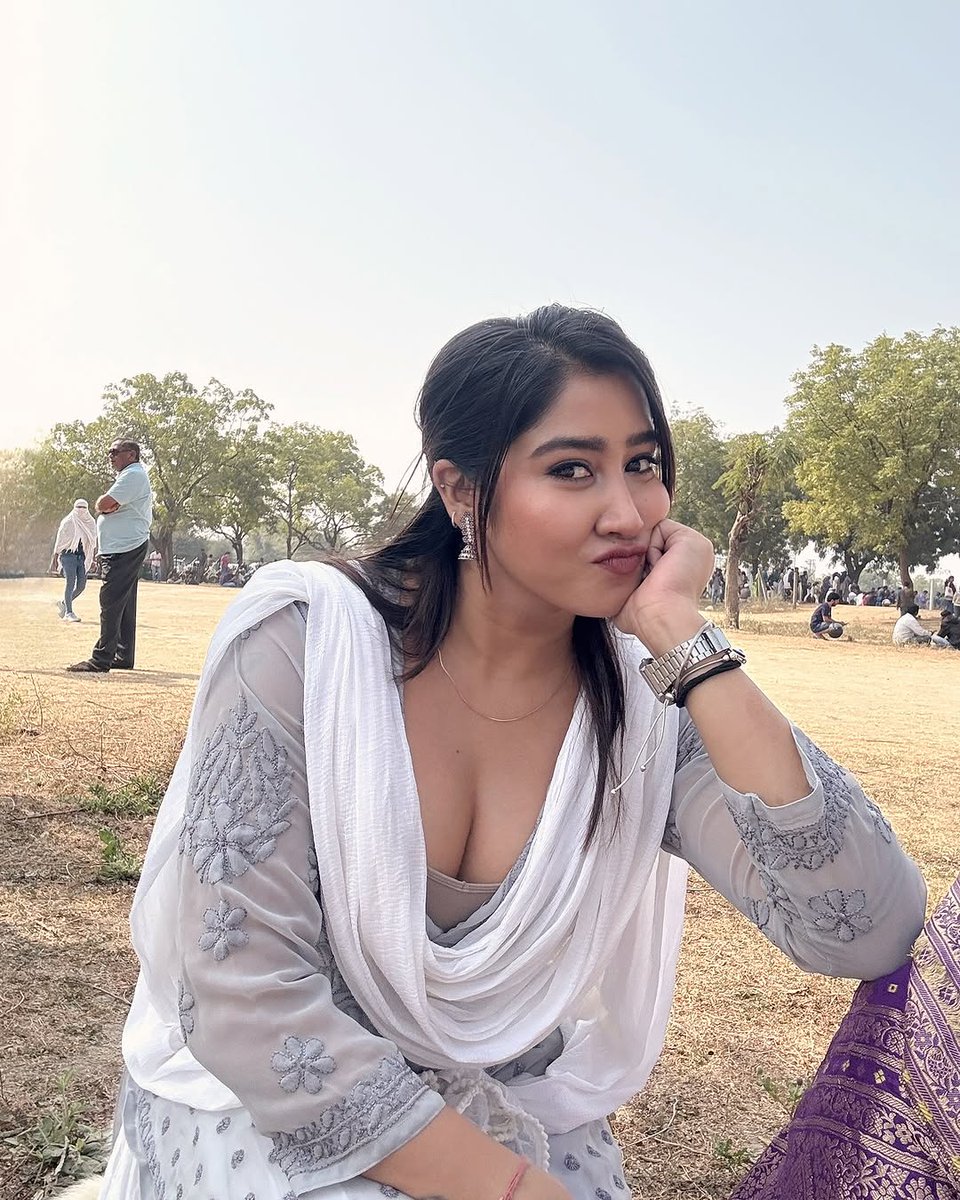 ActrezHub's tweet image. #SofiaAnsari