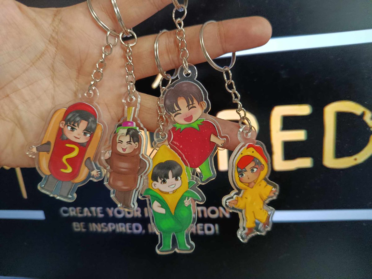 inKSpired03's tweet photo. SB19 KEYCHAINS – Take your bias everywhere with you! 

Get these cute chibi &amp; realistic acrylic keychains for just ₱85! 
🔹 Send us your chosen design! 
🔹 Batch orders start at 5 pieces!
🔹 Processing time: 4-6 days

DM us to order! 📩 #SB19 #inKSpired https://t.co/qShw9Ok47Q