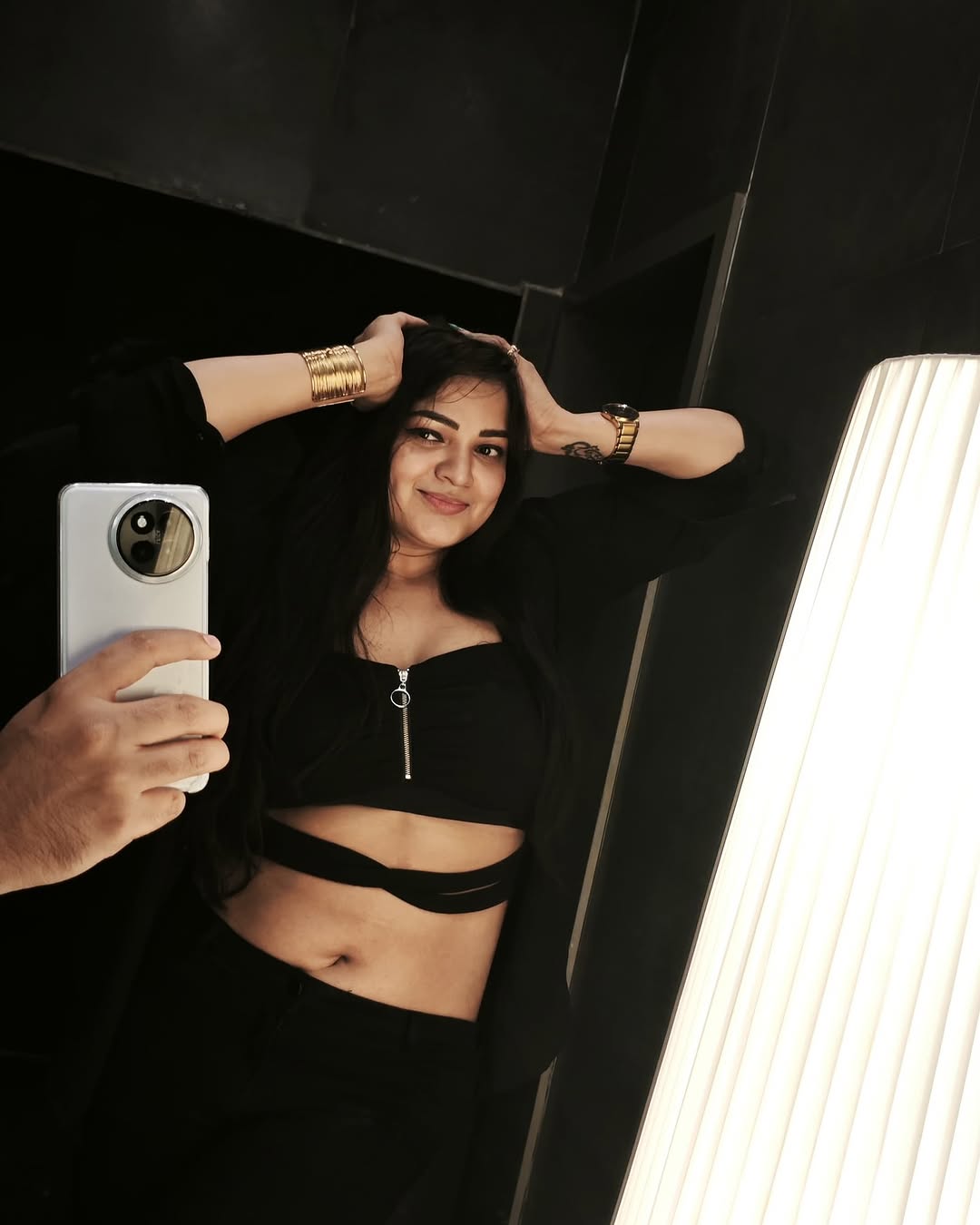 GjWMzDHWYAAM5Dk?format=jpg&name=large