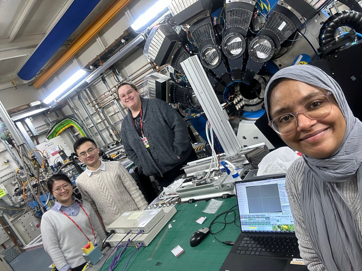James Steele (@jamessteelenano) on Twitter photo New YouTube clickbait thumbnail acquired! ✅ Oh, and data too. Lots and lots of data... We just wrapped up our latest BAG session at <a href="/DiamondLightSou/">Diamond Light Source</a> I-11, where we measured operando SXRD during battery cycling. We're able to watch structures evolve in real time during charging! New YouTube clickbait thumbnail acquired! ✅ Oh, and data too. Lots and lots of data... We just wrapped up our latest BAG session at <a href="/DiamondLightSou/">Diamond Light Source</a> I-11, where we measured operando SXRD during battery cycling. We're able to watch structures evolve in real time during charging!