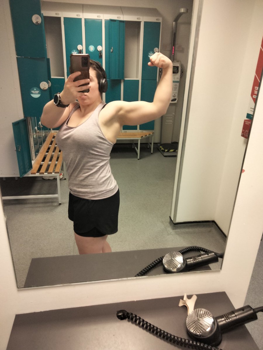 Welp, am off.

Find me on the less fascist app: shortyfit.bsky.social