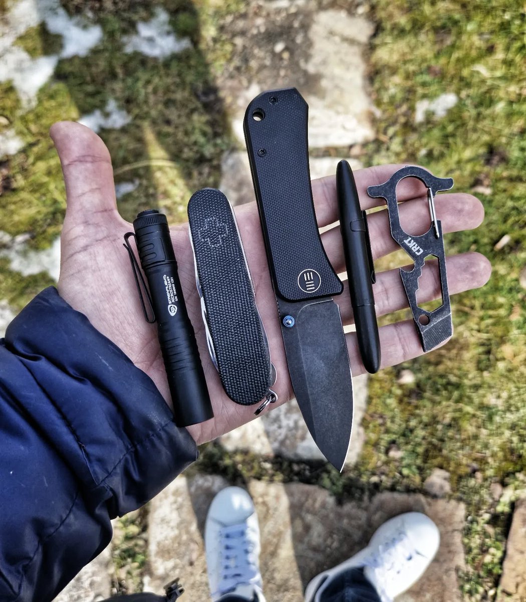 EDCA_fashion's tweet image. EDC EveryDay Carry
#streamlight #victorinox #weknives #fisherspacepen #crkt
