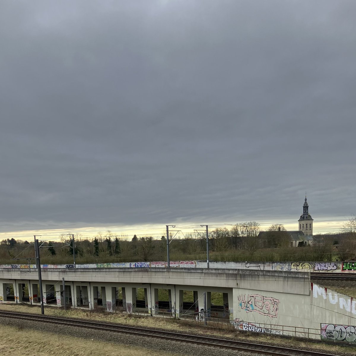 #vrtweer <a href="/stadleuven/">Stad Leuven</a> Heverlee, Abdij van het Park 13:45