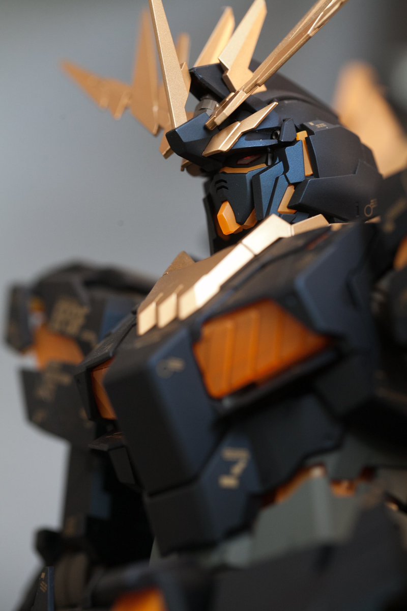 gunplababe's tweet image. 1年越しくらいでやっと写真撮りました
全塗装12個目のバンシィノルンです
パーフェクトグレードです
大変でした
#pg #perfectgrade #bansheenorn #gunpla #パーフェクトグレード #バンシィノルン #ガンプラ