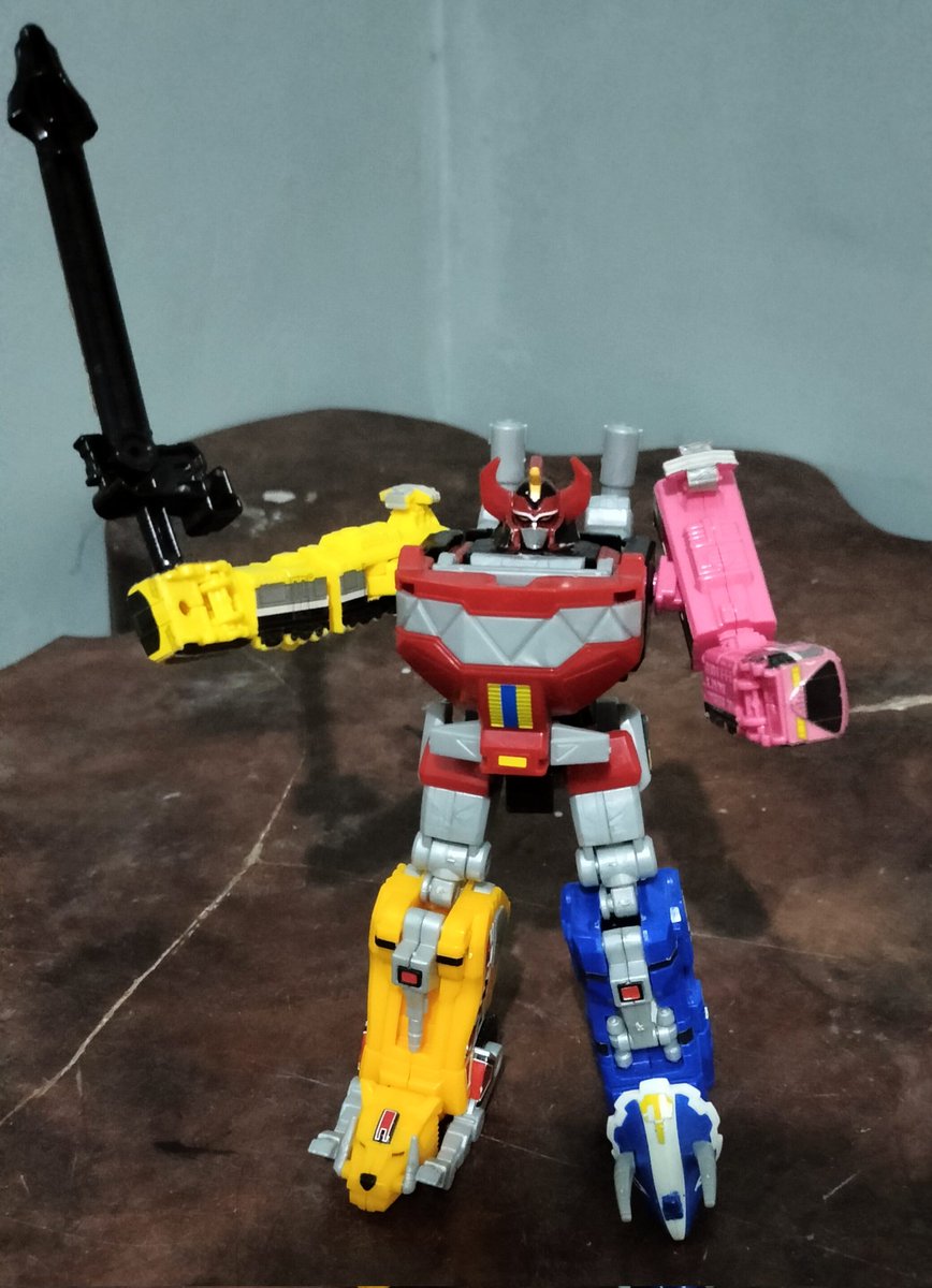 risa_taufik's tweet image. Daizyujin x Toq-Oh
#DXRoboUniverse #DXロボユニバース #ミニプラ #minipla #食玩 #SMP #特撮メカ #tokusatsu #figure #toys #スーパー戦隊 #PowerRangers #トッキュウジャー #toqger #sentai