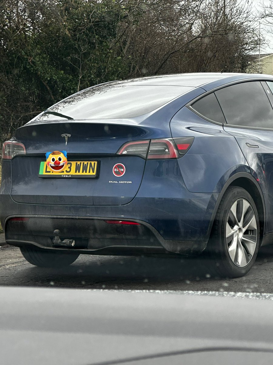 Ashley Butt tweet media