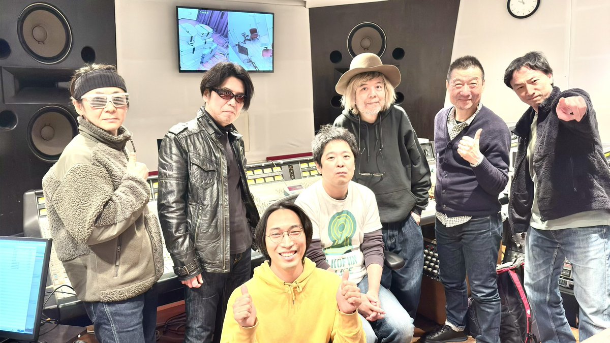 有頂天レコーディング
３日目終了
とても楽しかった♫
そして、エンジニア福原さん
と橋本さんも一緒に。
ありがとうございます♪