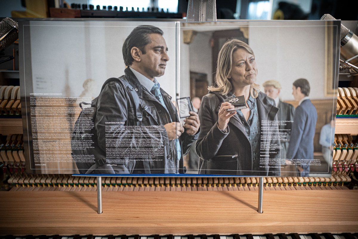 Aha - special vinyl offer for #Unforgotten S6 release day! We've got a few copies left of this beautiful double-vinyl set of the Unforgotten S1-4 score. For this week, we've put the price to £10 (plus the usual delivery).

Hope you enjoy (+ share ...)

musicglue.com/michaelprice/p…