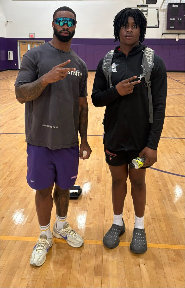 Jackson Vaughn (@jwvaughn13) on Twitter photo Huge thanks to <a href="/CoachBTJordan/">Coach Brandon Jordan</a> and all of the coaches at the BT Jordan Pass Rush retreat. This was a great experience for me! #AGTG Huge thanks to <a href="/CoachBTJordan/">Coach Brandon Jordan</a> and all of the coaches at the BT Jordan Pass Rush retreat. This was a great experience for me! #AGTG