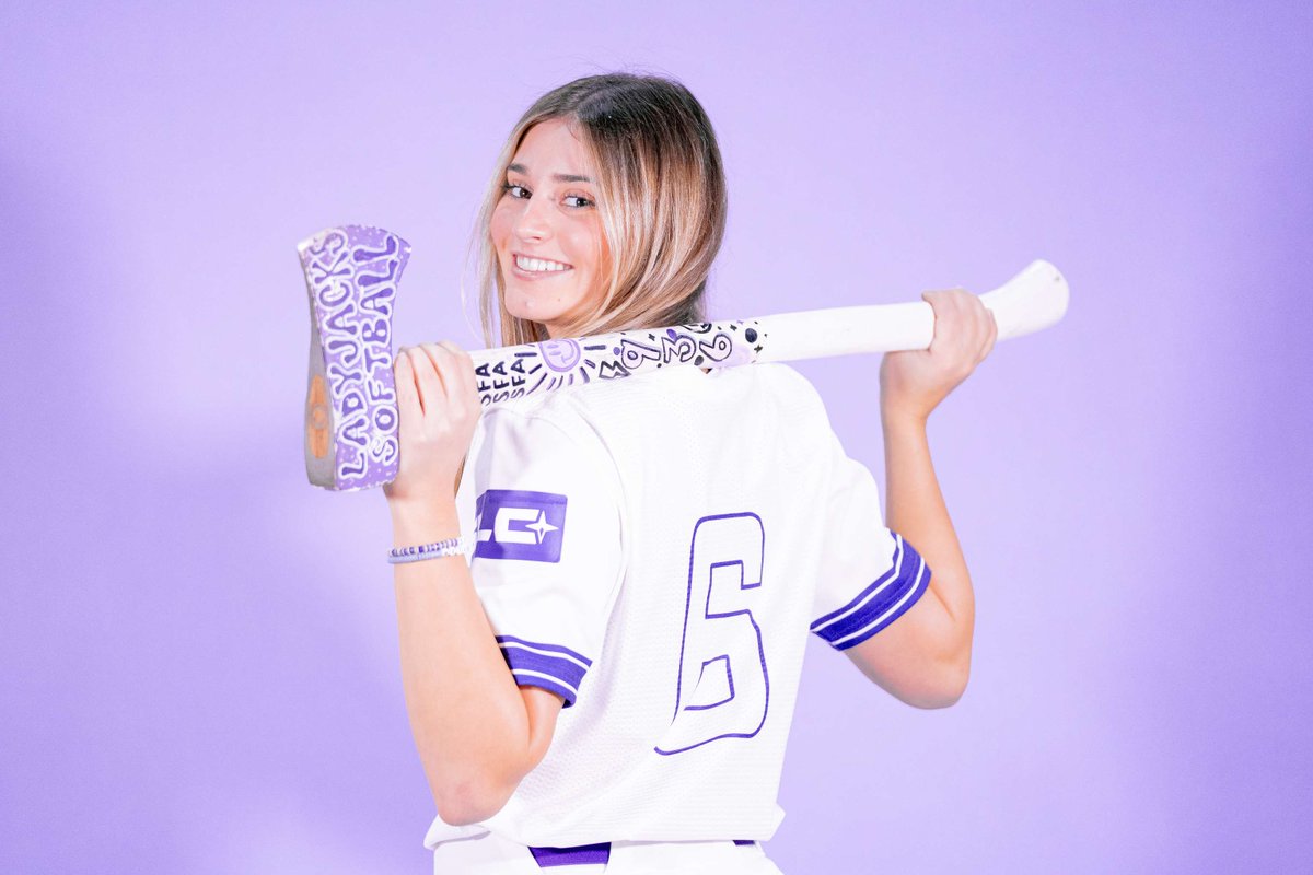 SFA Softball tweet media