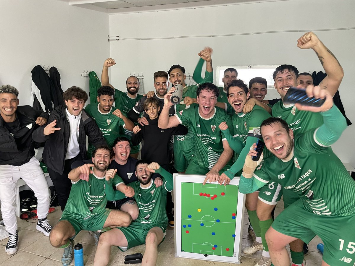 POR LA MAÑANA +3333333
Y por la tarde ….
Que siga 🎼🎺🎷🎻💚