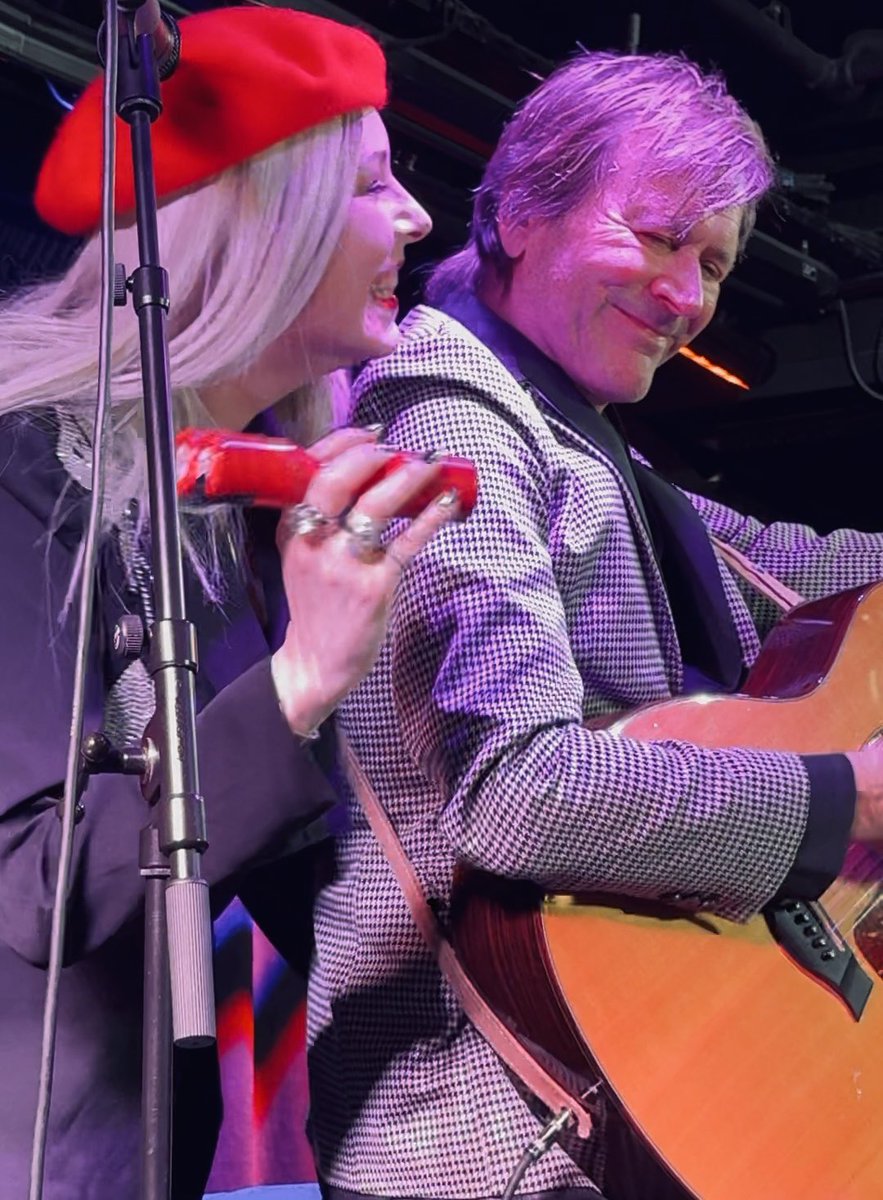 StreekySimeGuernsey tweet media