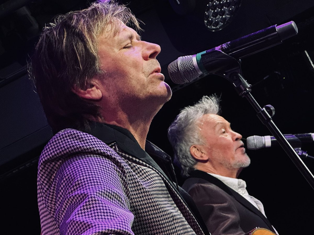 StreekySimeGuernsey (@streekyg) on Twitter photo Fabulous evening with <a href="/SteveNormanReal/">Steve Norman</a> and <a href="/PaulYoungParlez/">Paul Young</a> at <a href="/pizzajazzclub/">PizzaExpress Live</a> #stevenorman #spandauballet #paulyoung #stereoblonde Fabulous evening with <a href="/SteveNormanReal/">Steve Norman</a> and <a href="/PaulYoungParlez/">Paul Young</a> at <a href="/pizzajazzclub/">PizzaExpress Live</a> #stevenorman #spandauballet #paulyoung #stereoblonde