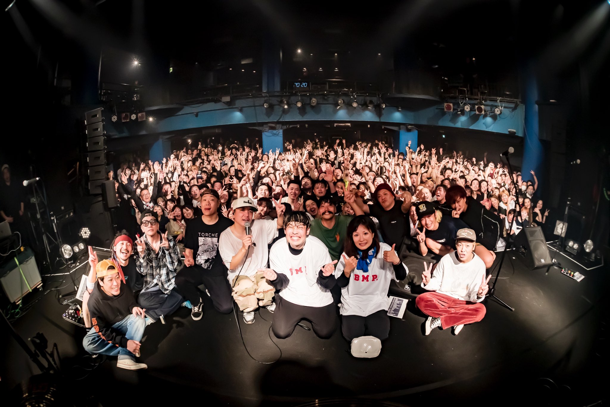 Amazon.co.jp: SHADOWS Tシャツ Lサイズ バンド LIVE イベント シャドウズ : おもちゃ
