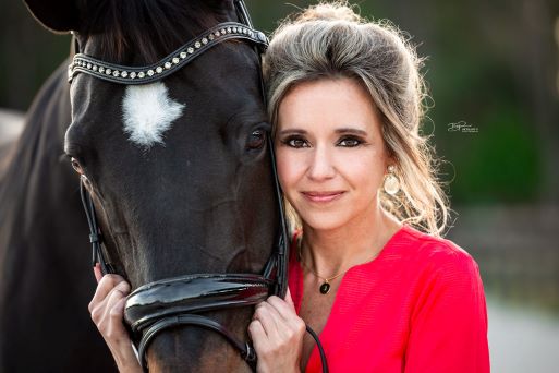 Animals 🐴

"In the presence of horses, I felt confident and connected...

"They saw and accepted me for exactly who I was. When the rest of the world didn’t get me." Jackie Ducci 

HUMAN-ANIMAL BOND: A Woman, Her Horses, Her Touching Story &amp; You 

SEE CivilizedBears.com/Human-Animal-B…