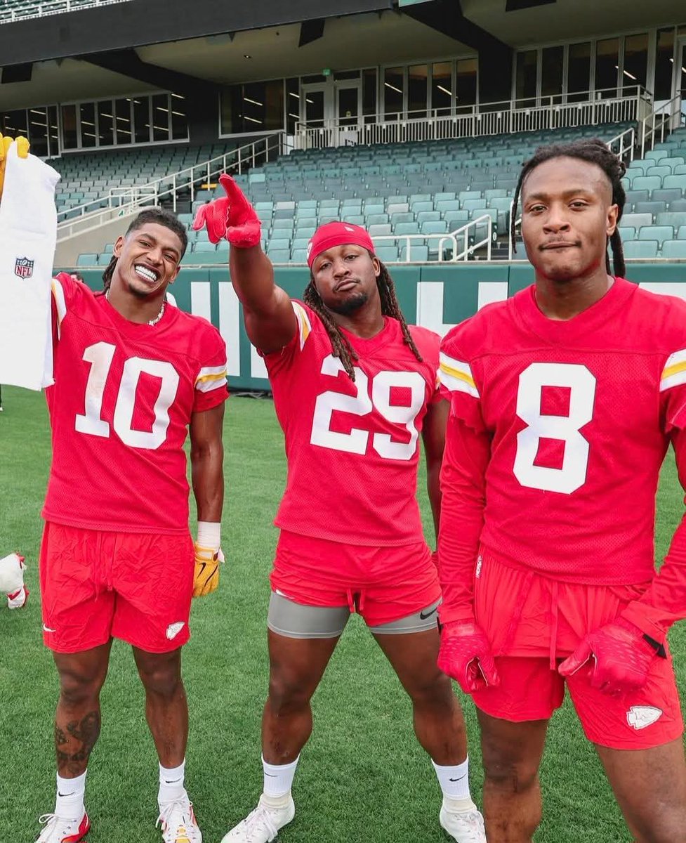 toyatude's tweet photo. Isiah Pacheco ♦️ Kareem Hunt ♦️ DeAndre Hopkins https://t.co/sqgiUOWiIp