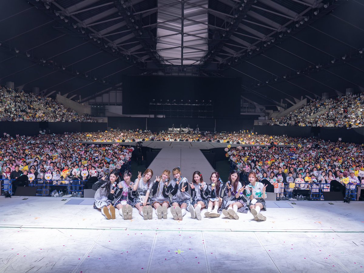 NiziU__official's tweet photo. 宮城公演2日目ありがとうございました🫛

#WithU が歌う「AlwayS」
本当に感動しました🥲♡

ぎゅーっタン🫂もずんだ🥤も
そして温かいWithUもいる宮城にまた来ます！

しっかり身体を温めて
明日からも元気でいてください🛁

#NiziU #ニジュー #니쥬 
#NiziU_tour #LivewithU2024_2025
#AWAKE_tour https://t.co/pXwznWgB0c