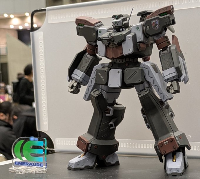 今回とにかくACディーラーの活力がおかしい。これまで以上に本体パーツ率が増えて、世間に商品が存在しないアセンブルのACがあちこちにある。 