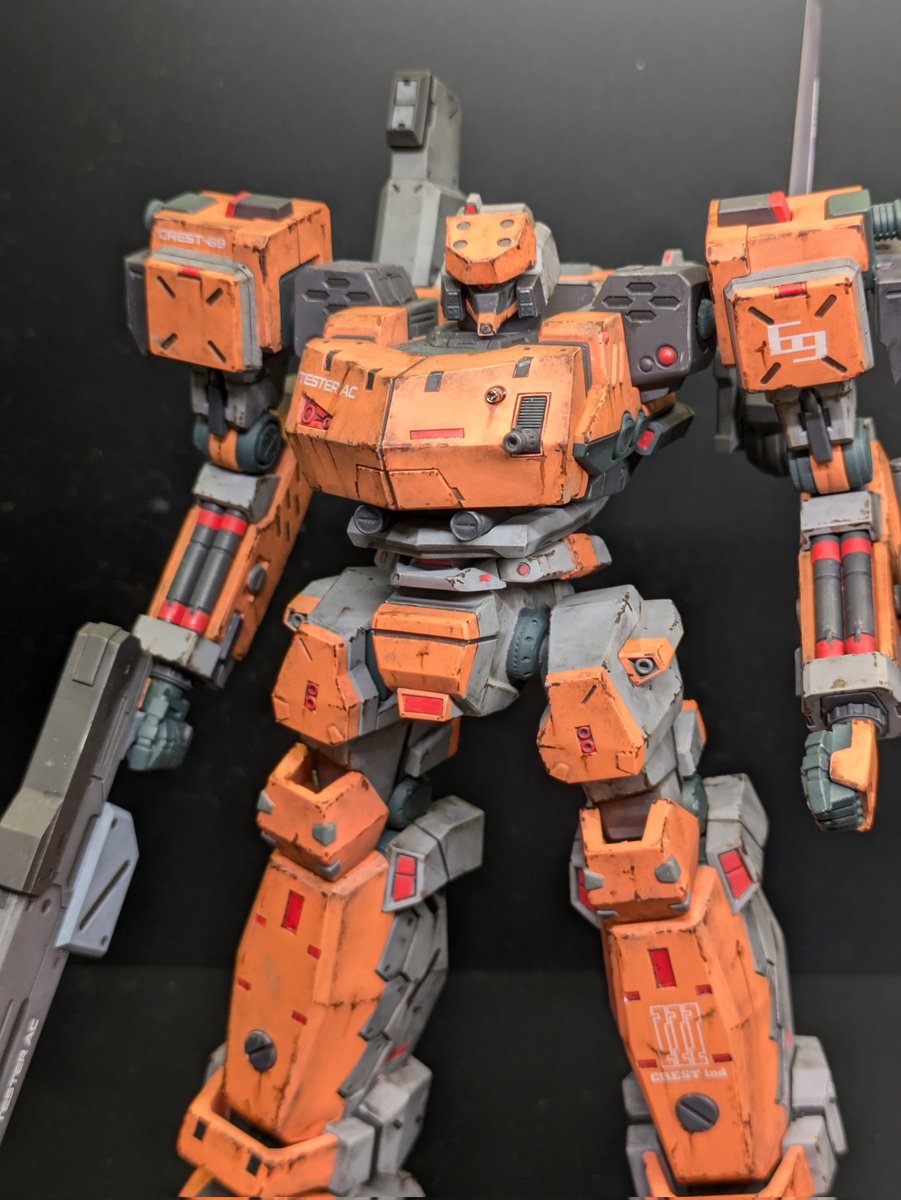 今回とにかくACディーラーの活力がおかしい。これまで以上に本体パーツ率が増えて、世間に商品が存在しないアセンブルのACがあちこちにある。 