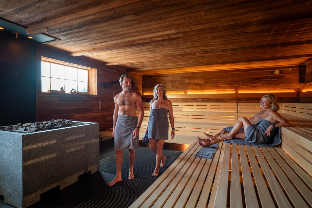 Vous êtes-vous déjà relaxé dans notre oasis nordique de bien-être, Hyggedal ? 🧖‍♀️ À l’écart des éclaboussures, profitez d’un moment de détente. 🤩 Et dès le 15 février, c’est la semaine du sauna scandinave avec des animations spéciales et un programme unique. ☁️ #Rulantica