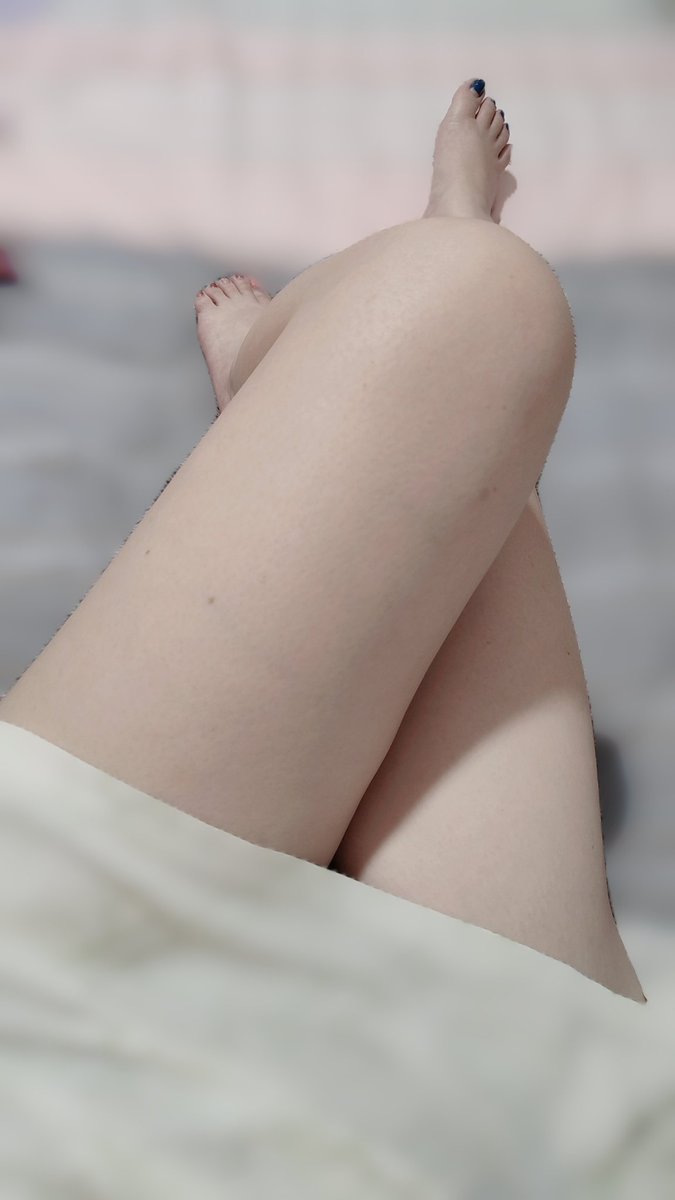 將就這個
理解那個
唯獨沒想過自己
其實最該被討好的是自己

今晚
你來討好我嗎？