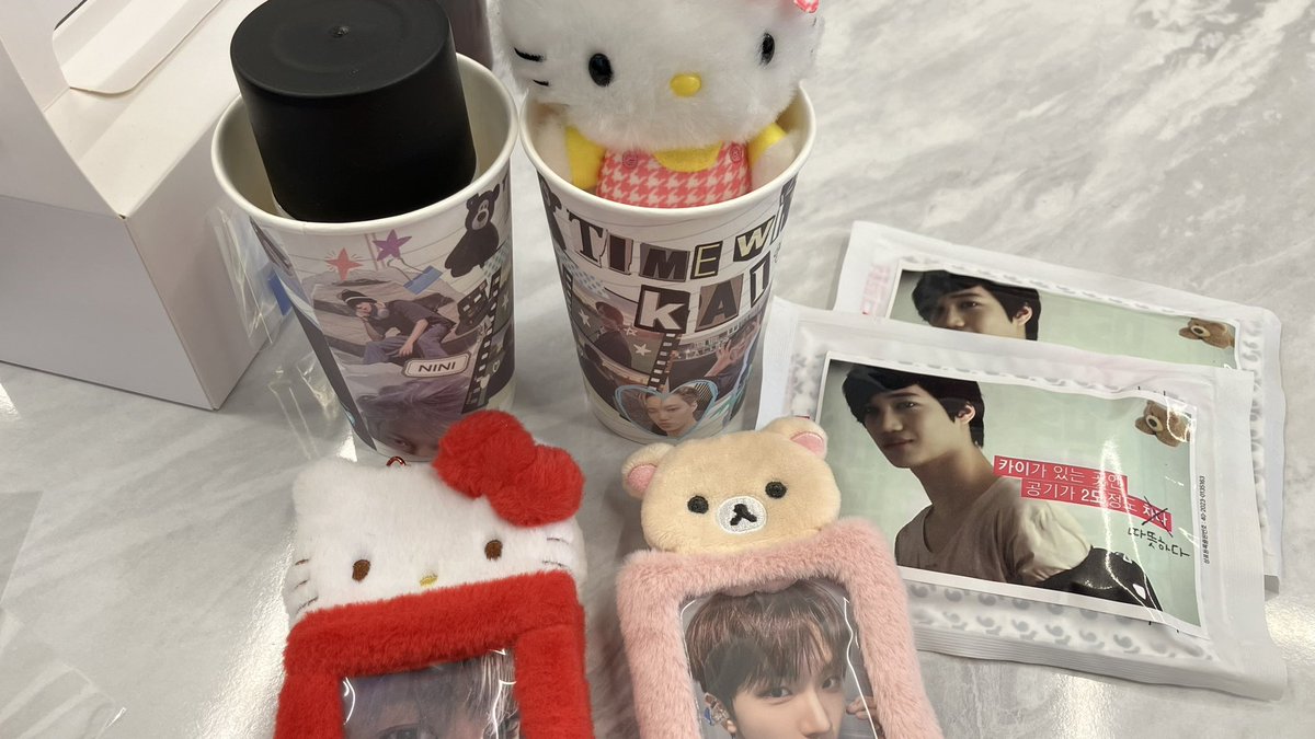 트친여러분
제 서방님이 제대한대요…

#Time_With_KAI #종인이_소집_잠금해제
#카이_소집해제_디데이 #올해는_종인이랑_재밌어주금
#WelcomeBackOurKai