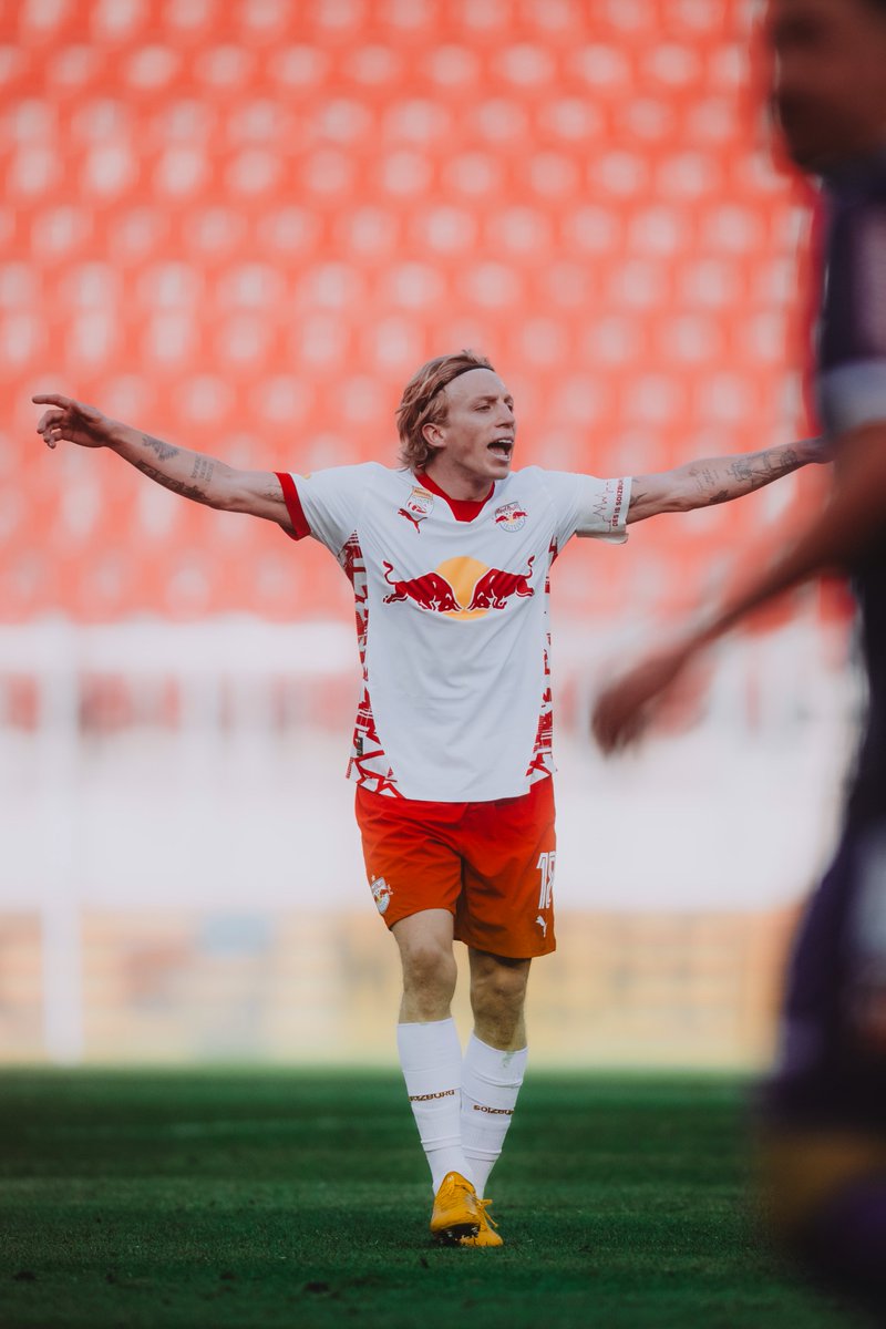 Rallying the troops 💪

#SKARBS ⚪️🔴