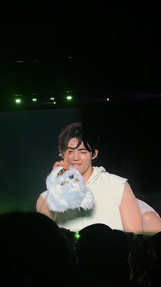 eternjie's tweet image. 😭😭😭😭😭😭😭😭😭

#SEVENTEEN_RIGHT_HERE_IN_JKT #SEVENTEEN_RIGHT_HERE_IN_JAKARTA #SEVENTEEN_RIGHT_HERE #SVT #SEVENTEEN #세븐틴 #SCOUPS #SEUNGCHEOL