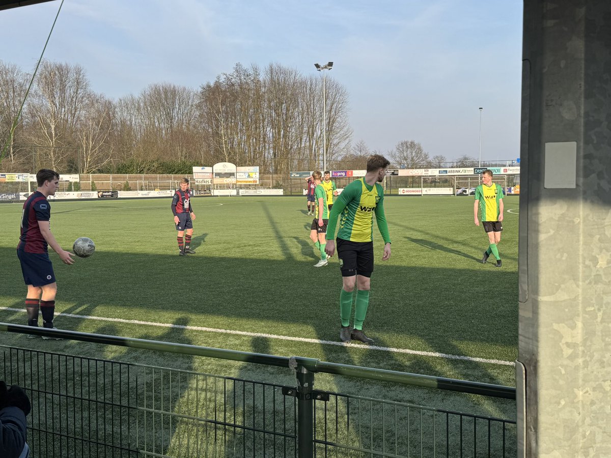 wegdamnieuws's tweet image. #BSC #Unisson - #WVV34 #Hengevelde Sepp Workel en Thomas Wegdam voor Bas Derkink en Lars Aarnink: 1-1 nog