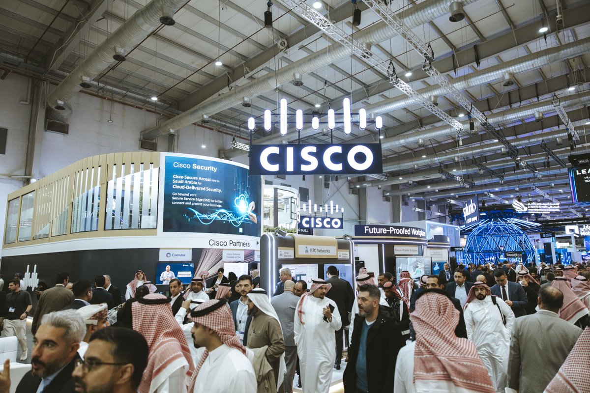 CiscoSaudia's tweet image. A great first day at @LEAPandInnovate, as we showcase Cisco&apos;s solutions to connect and protect in the AI era 🌐

Join us this week to immerse yourself in our AI-powered capabilities across an extensive product, software and customer service portfolio. 

#CiscoLEAP #CiscoSaudi