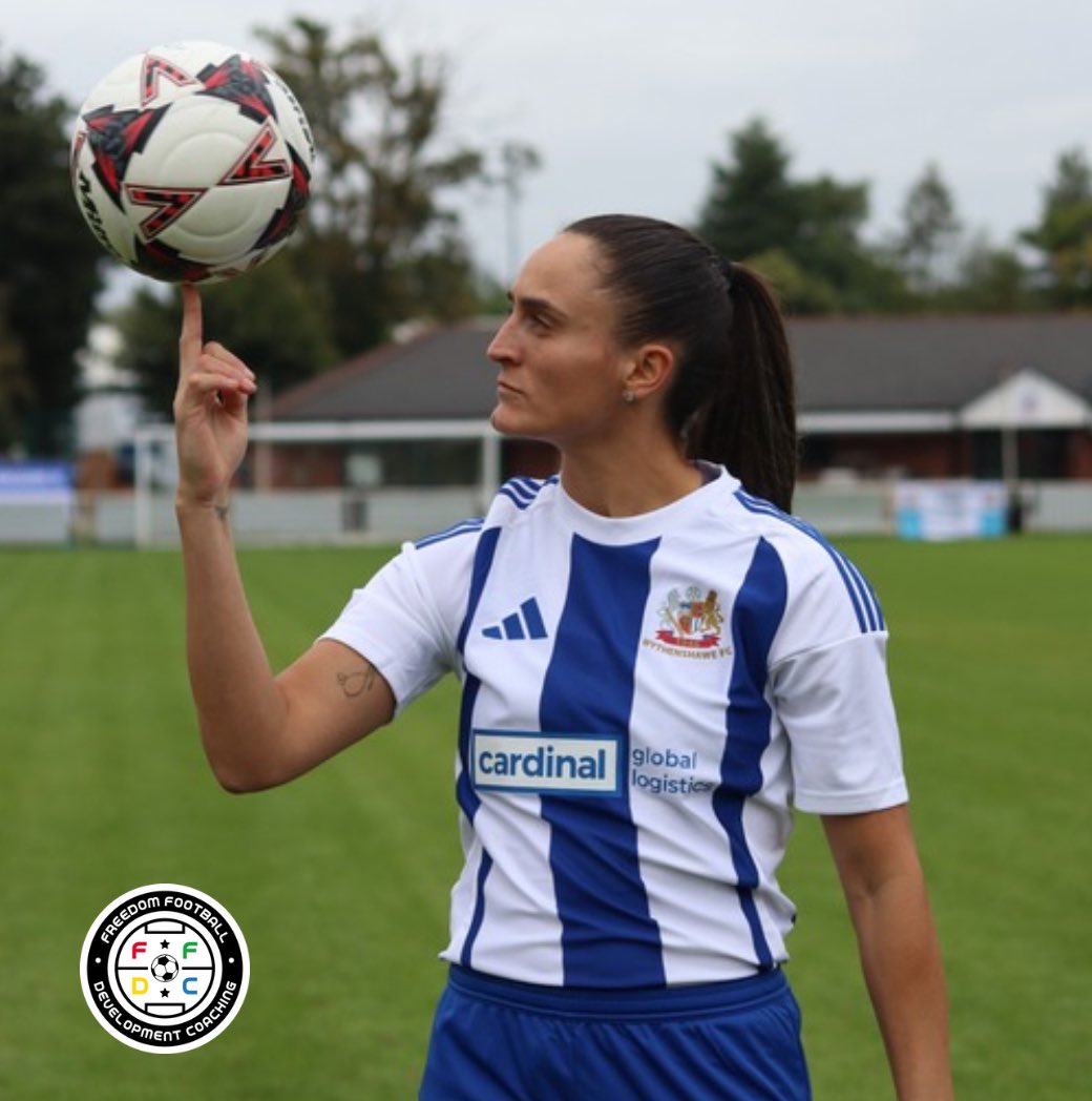 Wythenshawe FC Women (@wythenshawefcw) on Twitter photo 45’ GOALLLLL AMMIES
Dixon and Flanagan link up brilliantly on the edge of the box before the latter charges into the box and fires the ball past the keeper
Chelsea is sponsored by <a href="/ffdcuk/">Freedom Football DC UK</a>
🔵1-2🔴
#UpTheAmmies 45’ GOALLLLL AMMIES
Dixon and Flanagan link up brilliantly on the edge of the box before the latter charges into the box and fires the ball past the keeper
Chelsea is sponsored by <a href="/ffdcuk/">Freedom Football DC UK</a>
🔵1-2🔴
#UpTheAmmies