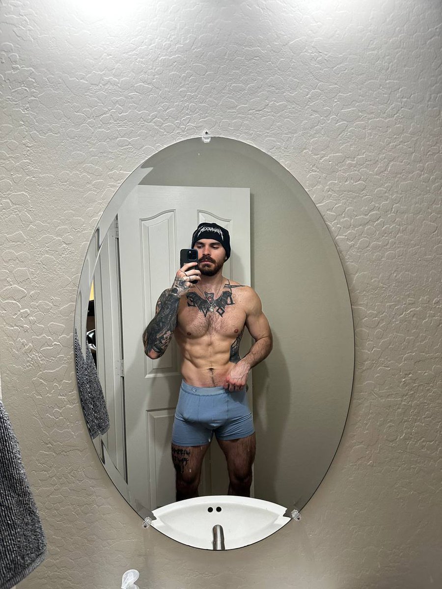 Comment 'hi' to receive a surprise photo