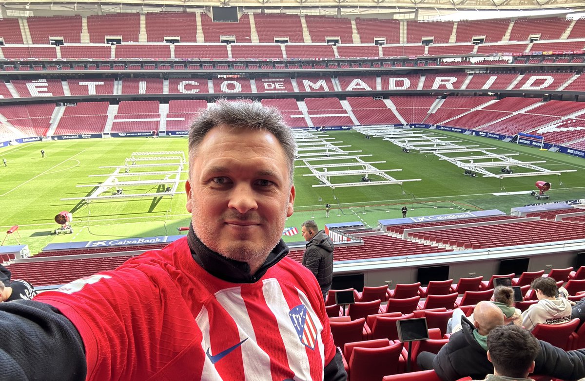 Après le Bernabeu, le Metropolitano! Coucou <a href="/axelwitsel28/">Axel Witsel</a> 👋🏻