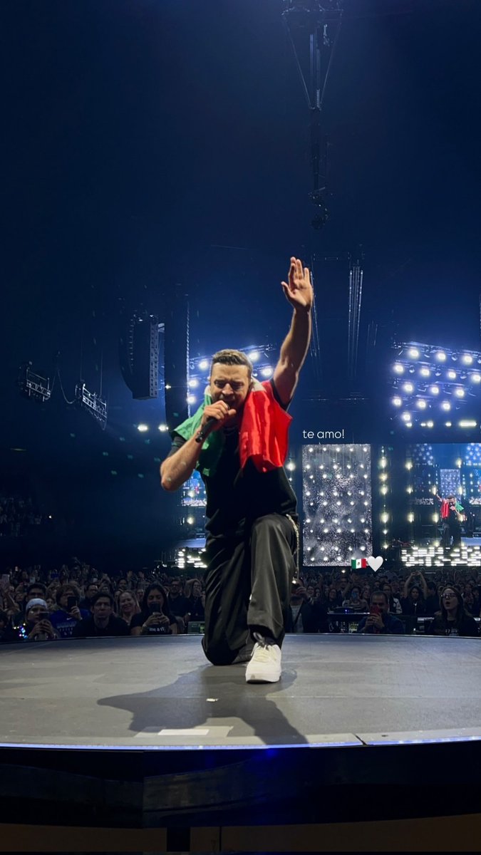JTargentina's tweet photo. 🌎The Forget Tomorrow World Tour - ETAPA 3🌎
🏟️ Palacio de los Deportes - Mexico City 🇲🇽
Show 88 y 89
🤳
@soyalanduarte
danyperaltavazquez
#justintimberlake #jt #forgettomorrowtour #FTWT https://t.co/htBITpbQTS
