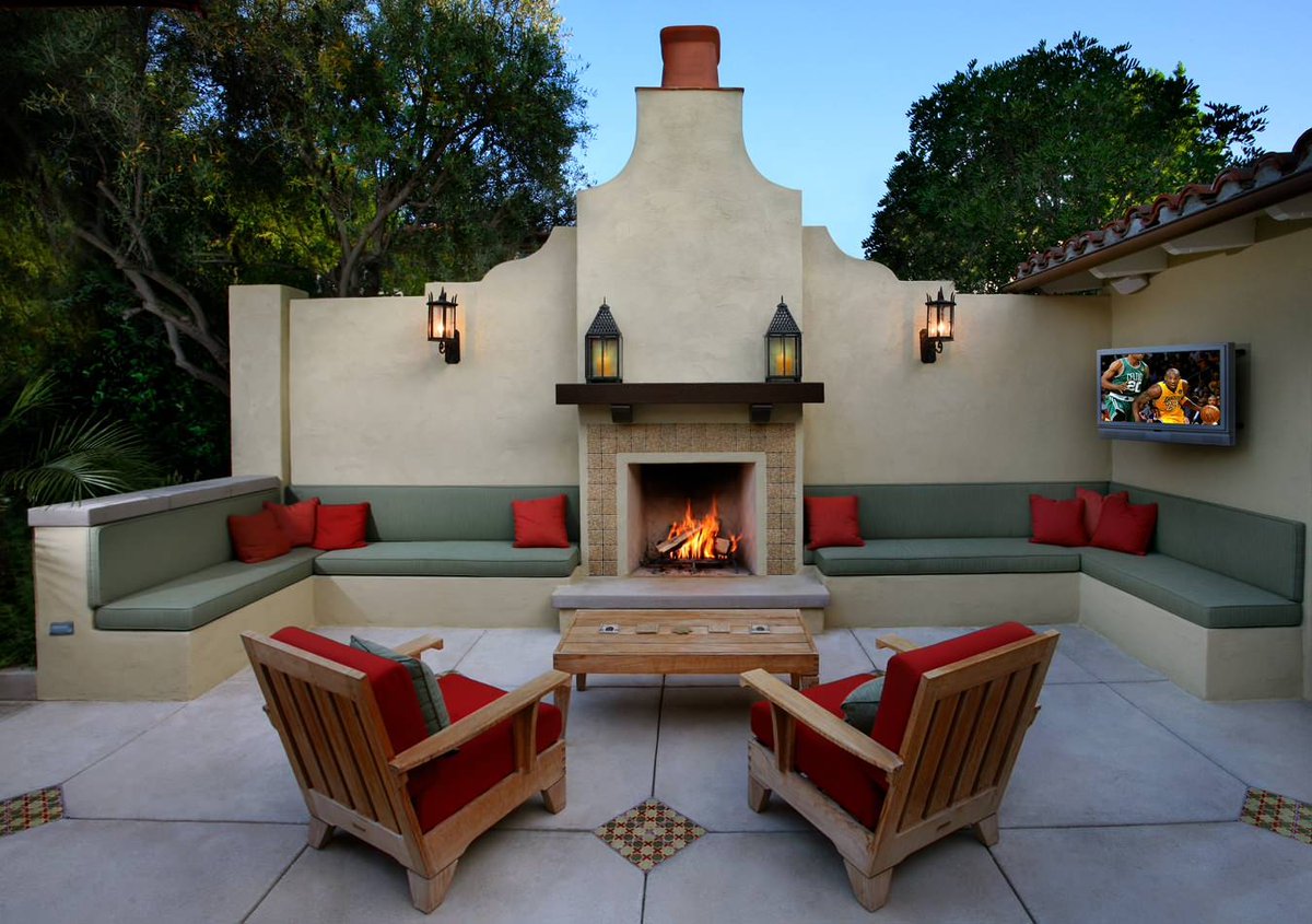 Transform your outdoor space into a paradise with Southwest Pools and Outdoor Living! From stunning water features to cozy fire features, we’ve got everything you need to elevate your backyard experience. 💦🔥 #OutdoorLiving #BackyardBliss #HomeImprovement