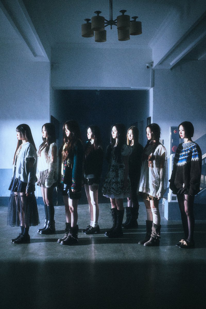 Hearts2Hearts's tweet image. Hearts2Hearts &apos;The Chase&apos; Image Teaser #01

Hearts2Hearts The 1st Single 【The Chase】
➫ 2025.02.24 6PM (KST)

💿 Pre-order
Hearts2Hearts.lnk.to/TheChase

#Hearts2Hearts #하츠투하츠 #H2H
#TheChase #Hearts2Hearts_TheChase