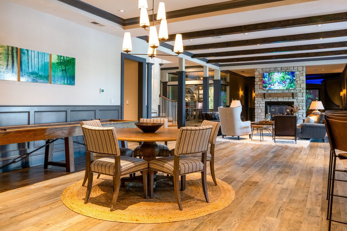 JonMandRealtor's tweet photo. Why go out when your home offers the ultimate in luxury entertainment? 🥃🎥  From a state-of-the-art media room to stylish lounge spaces, this exquisite lower level is designed for unforgettable gatherings. 

3602 River Ridge Cove⁠
$6,995,000⁠ https://t.co/3AU8AuBshe