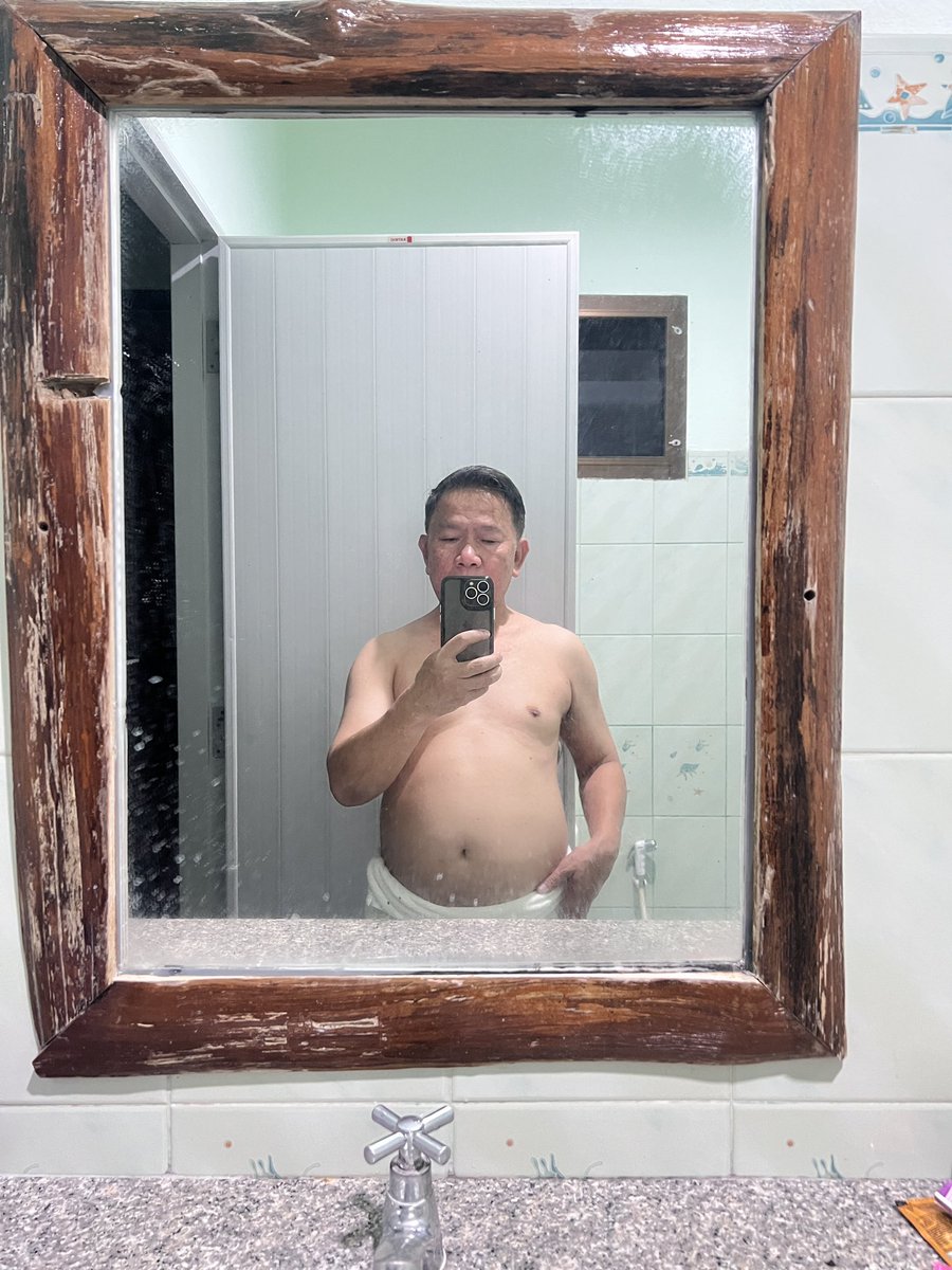 เงียบเหงาจังทะเลคืนนี้