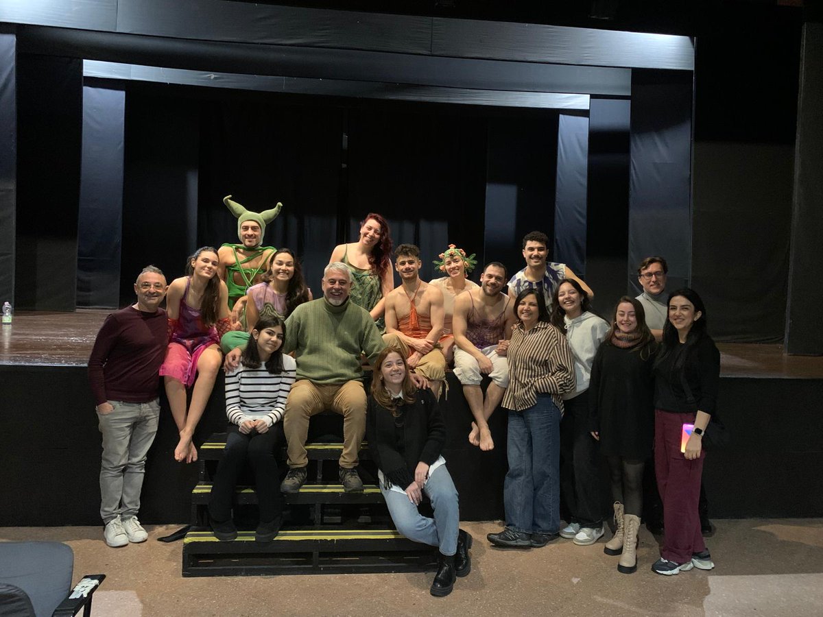 youdanceproject's tweet photo. 📷We are glad to share with you other pics taken during the organization of the last Transnational Project Meeting of the #YOUDANCEPROJECT held in Naples and Salerno, organized by #BorderlineDanza. #Erasmusplus  #YOUDANCE #erasmusproject #dance #inclusion #integration #youngsters https://t.co/S87JD8m0cb