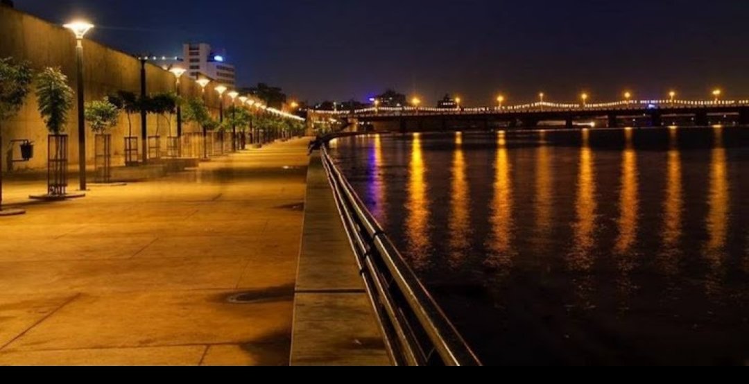 Apurwasingh7's tweet photo. "Yamuna River Front" Like Sabarmati River Front - This will also be done along with other burning issues 
#SatyamevJayate 
@narendramodi @PMOIndia @AmitShah @BansuriSwaraj @p_sahibsingh @BJP4India @BJP4Delhi @delhi #mydelhi 
#BimalHasmukhPatel 
https://t.co/xb85NjsNif
🙏🙏🙏 https://t.co/WZeRdtnouh