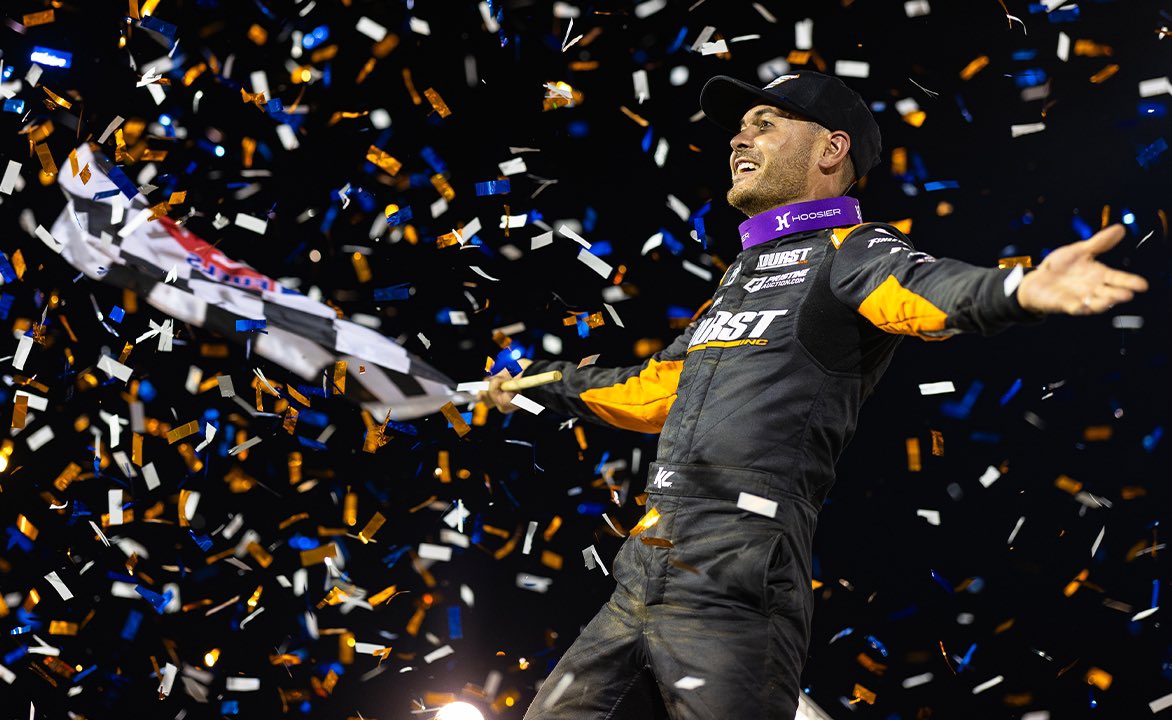 .<a href="/KyleLarsonRacin/">Kyle Larson</a>’s last 7 #WoOSprint races:

🥇at <a href="/I55Raceway/">I-55 Raceway</a>
🥇at <a href="/I55Raceway/">I-55 Raceway</a> 
🥇at @KnoxvilleRaces
🥉at <a href="/VolusiaSpeedway/">Volusia Speedway Park</a> 
🥈at <a href="/VolusiaSpeedway/">Volusia Speedway Park</a> 
🥇at <a href="/VolusiaSpeedway/">Volusia Speedway Park</a> 
🥇at <a href="/VolusiaSpeedway/">Volusia Speedway Park</a> 

𝟭.𝟰 average finish.