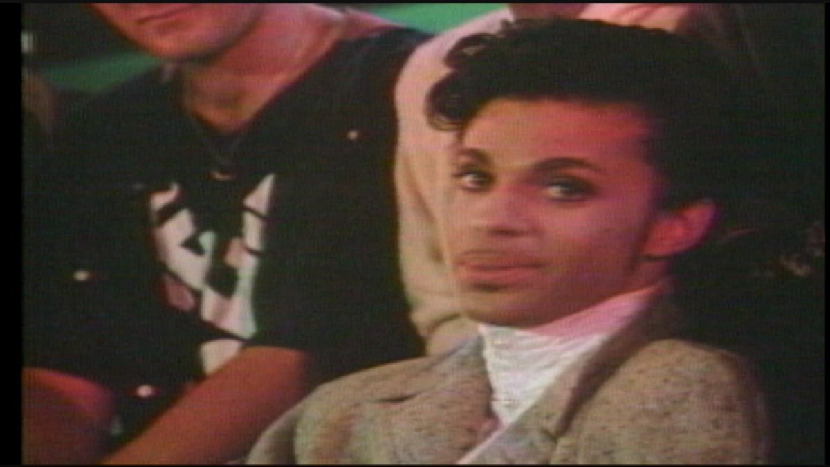 Fontez16's tweet photo. Prince Speaks and set the record straight about we are the world,his beliefs,and his music.....40 years ago the 1985 interview.🗣️🗣️🗣️🗣️🗣️ https://t.co/CbJmitVs6M