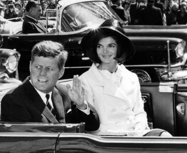 $Files is preparing our community for momentum !
We are already building the ONLY legit community about JFK files token
Created more than 2 months ago at JFK's death birthday 
This will moon and we are building our CTO token that way
3gEJc42KX4NNQkfebE2SLyh6Xr1hFEVSLoDGzFkMpump