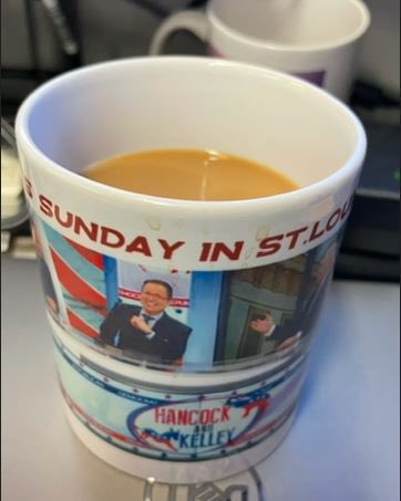 andybankertv's tweet photo. #PreEmpted by Fox SuperBowl early early pregame special this AM!!! 😡
#HancockAndKelley Will be back next week, Sunday at 8:30 AM, on @FOX2now ... mugs at the ready @johnrhancock @mskstl https://t.co/7Tk3KMGmMM