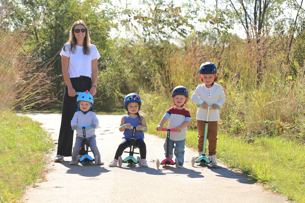 MicroKickboard's tweet image. Grow as you go 🤩 The Mini2Grow LED Scooter is designed to keep up with our littlest riders from age 1 up to age 6! 

Learn more about the Mini2Grow LED 🔗 microkickboard.com/products/micro…

#growasyougo #mini2grow #miniscooters #kidsscooters #scootwithmicro #micro2025 #microscooters