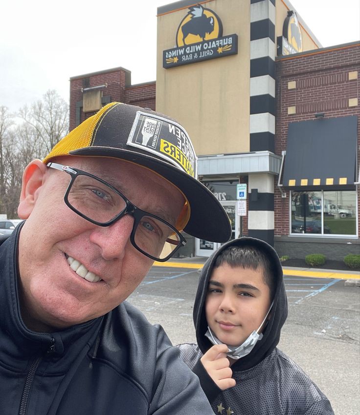 JamesFerna3's tweet image. What do you think about him😊💕👉