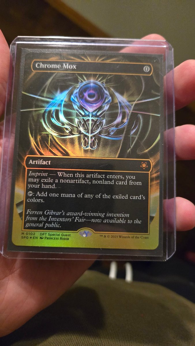 IconXXV's tweet photo. No idea if anyone on my feed plays MTG. But I'm shaking. https://t.co/eOmjt5BRoz
