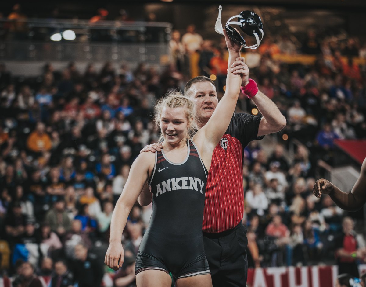. <a href="/ElyseKE22/">Elyse Engebretson</a>, Hayden Bratland earn the first two state championships in <a href="/AnkenyGirls/">AGW</a> program history: ankenyfanatic.com/2025/02/09/its…