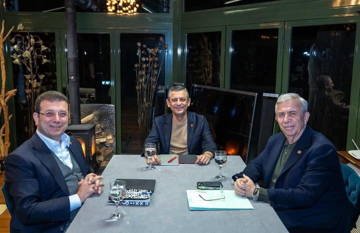 Hep beraber kazanacağız, Türkiye kazanacak.
<a href="/eczozgurozel/">Özgür Özel</a> <a href="/cm_aydin/">Cem Aydın</a> <a href="/MTanal/">Av.Mahmut TANAL</a> <a href="/karadagferhatt/">Ferhat KARADAĞ</a> <a href="/chpurfagenclikk/">CHP Şanlıurfa İl Gençlik Kolları</a>