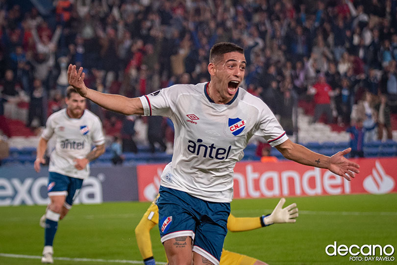 Goles clásicos del decano en el Gran Parque Central en esta década ⚽️🇳🇱

2 - C. Cándido
1 - B. Ocampo
1 - G. Bergessio
1 - M. Laborda
1 - L. Suárez
1 - J. Ramírez
1 - G. Báez*
1 - S. Coates*
1 - F. Santander

* en el plantel actual
(ℹ️ atilio.uy)